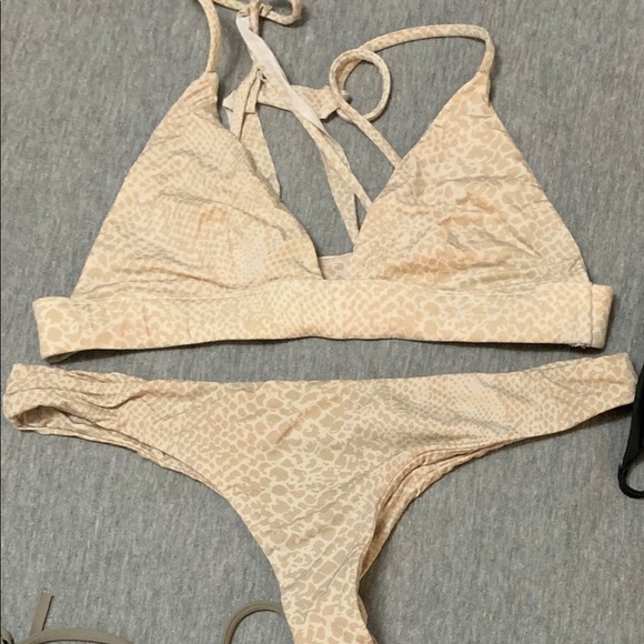 acacia swimwear Other - SOLD 🌸🌸🌸 acacia swimwear Other - SOLD 🌸🌸🌸